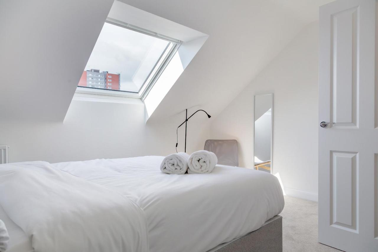 Pass The Keys Cheerful 4 Bed Central Townhouse Garden & Parking Villa Birmingham Esterno foto
